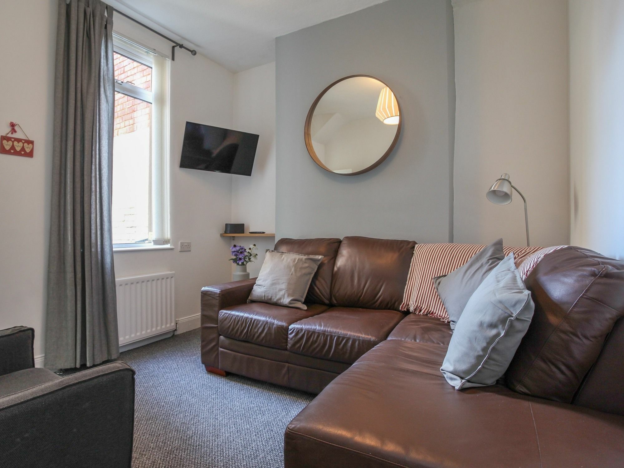 Donegall Avenue - Serviced *
