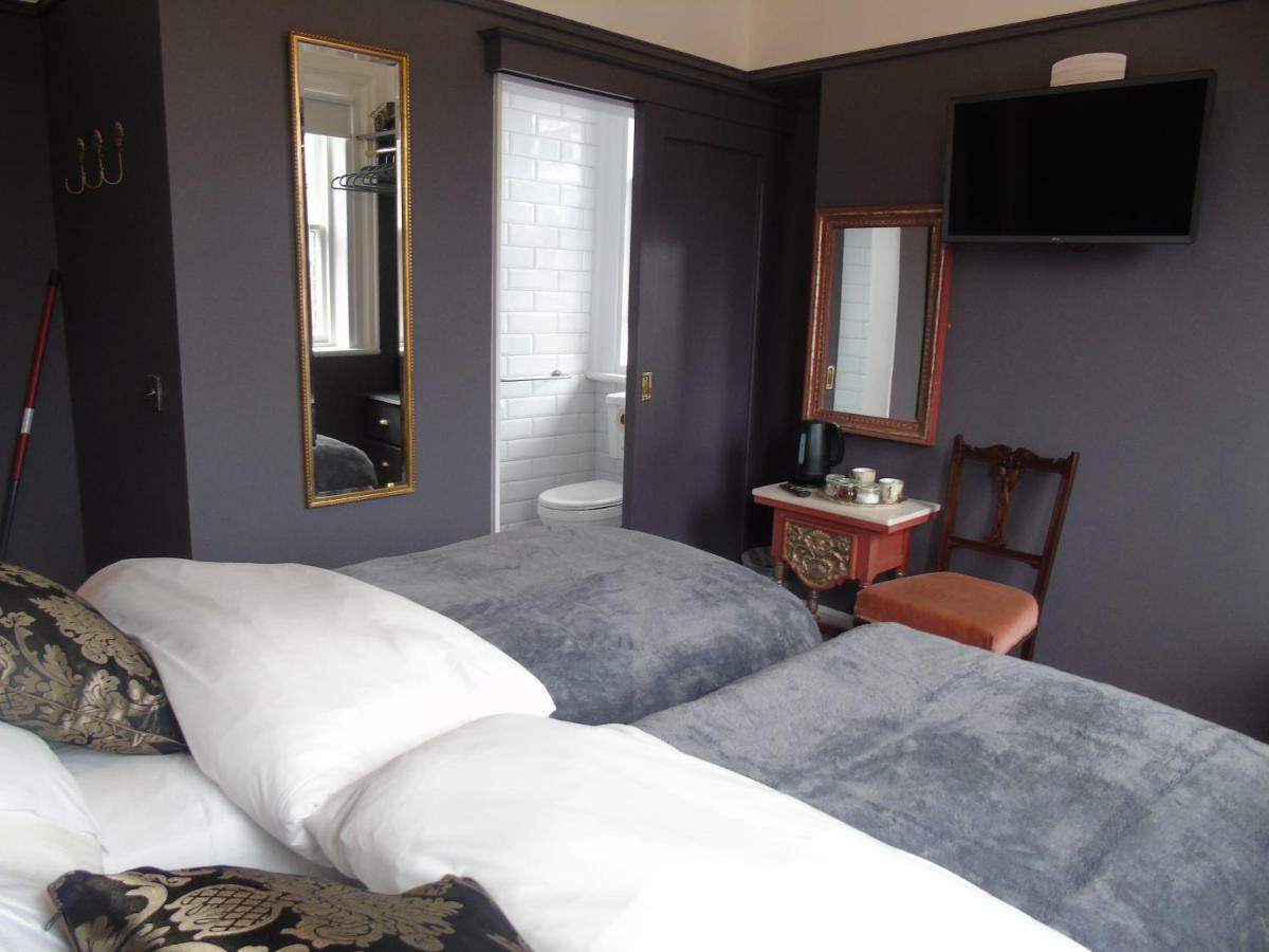 The Warren * Belfast