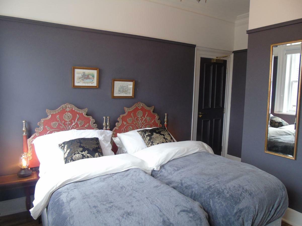 Bed & Breakfast The Warren Belfast