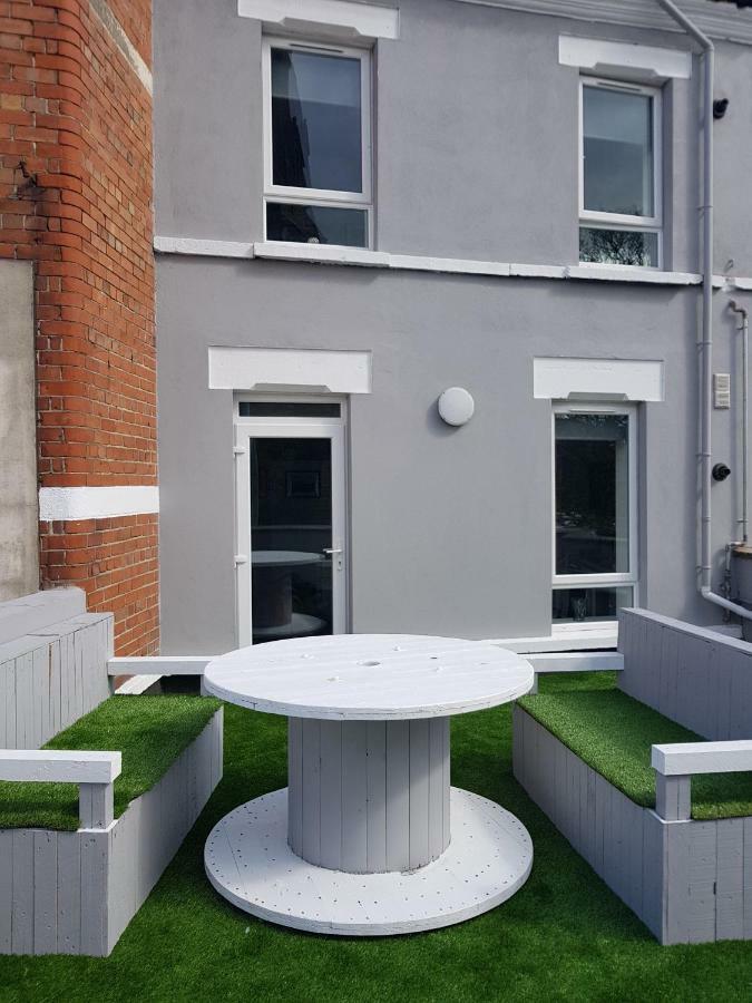 Rooftop Apartment *