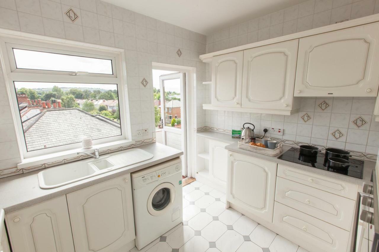Apartment Knockhill Court