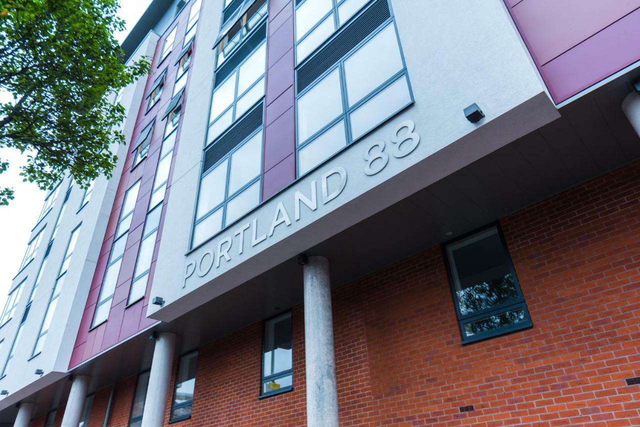 Apartment 5 Star Brand New Centre *