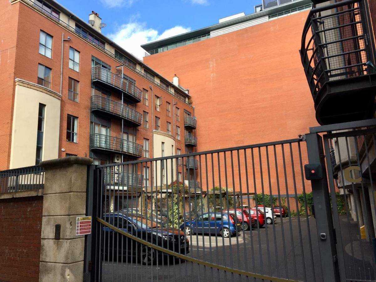 Centre Free Parking