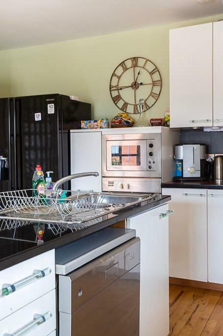 Spacious Centre Duplex