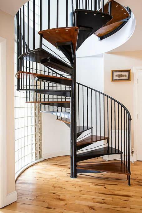 Spacious Centre Duplex *