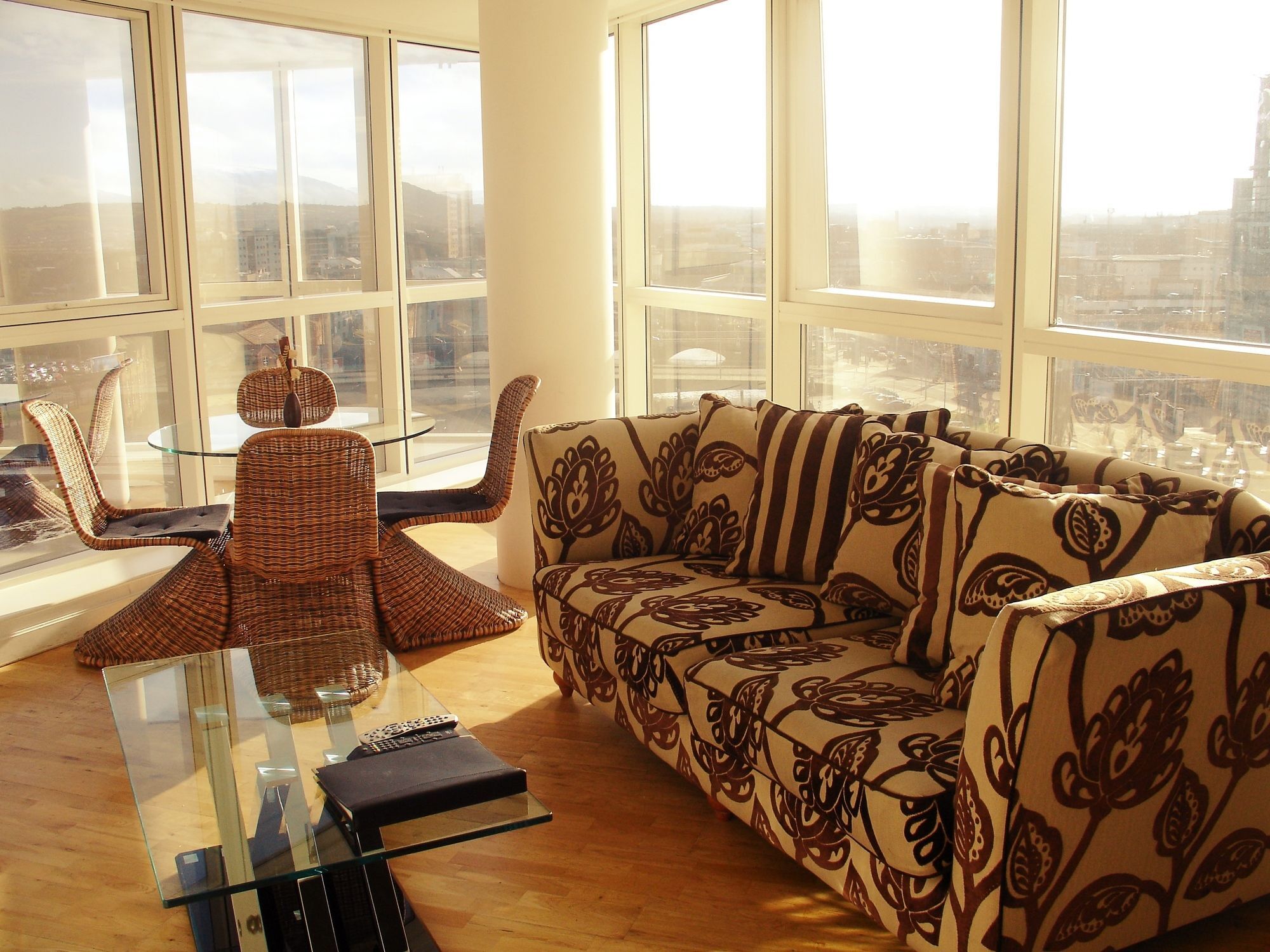 Diamond Apartment *