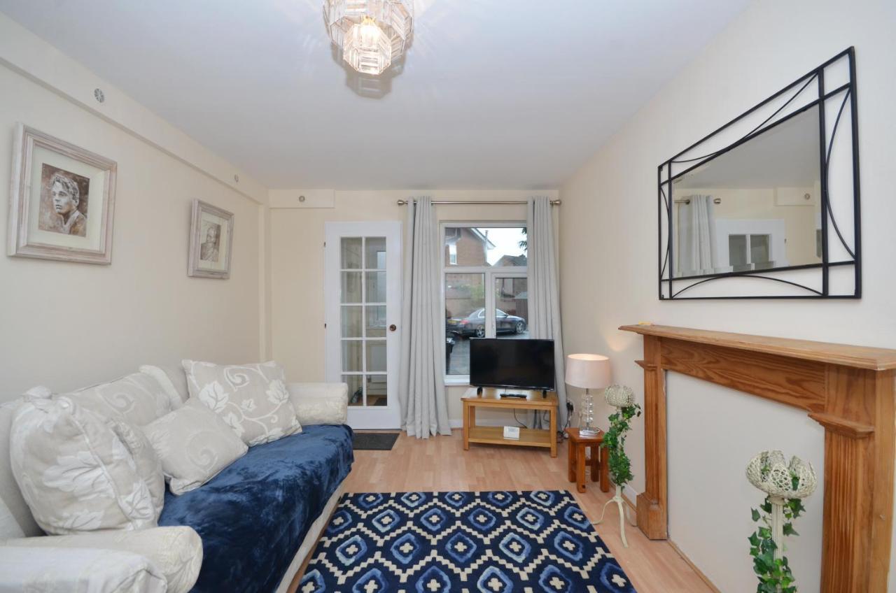 Apartment Bright Stylish 2 Bedroom Garden South Close To Everything *