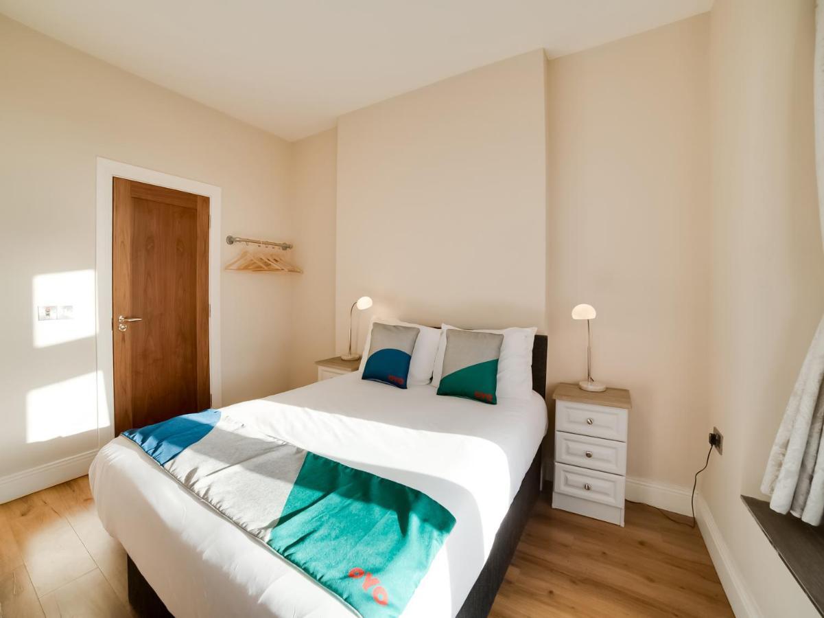 Hotel The Old Bank, Crumlin Road