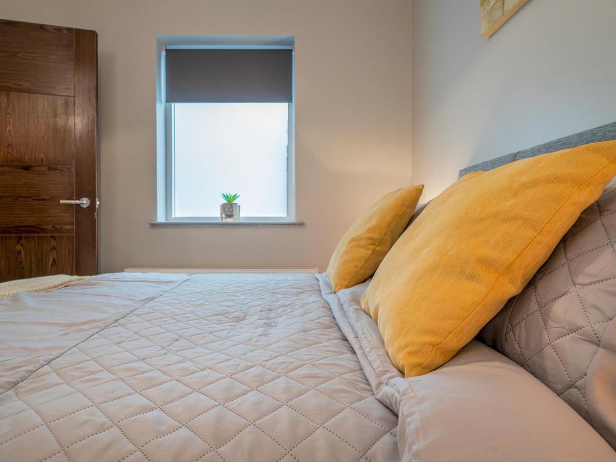 Apartment Pass The Keys Lovely 1br In No 1 Location With Amenities Belfast
