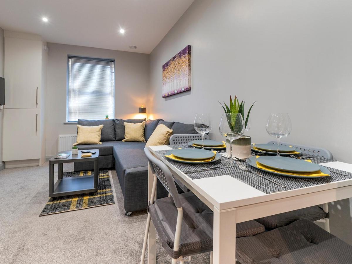 Pass The Keys Lovely 1br In No 1 Location With Amenities Apartment
