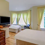 Avenue House Guest House
