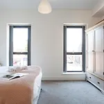 Luxury Fully Equipped Kitchen Ormeau Park