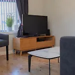 New Modern City Centre Apartment