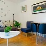 Very Central Location- Free Parking - 2 Bedrooms
