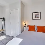 Belfast Luxury Lets - Windsor Townhouse