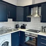 Stylish 2 Bedroom City Apartment