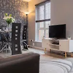 Beautiful Apartment In The Heart Of Belfast!!