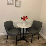 Millbrae Lodges