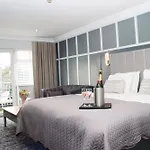 Beechlawn Hotel