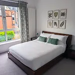 Bright, Modern Home In South Belfast