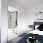 City Centre Apt - Sleeps 6 - Heart Of Belfast