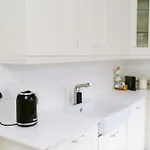 City Centre - Free Parking - 2 Bedroom