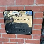 2 Bed Newly Renovated City Apartment
