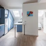 Stylish Boutique Apartment For 2