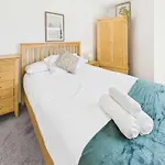 Contemporary 2 Bed City Centre