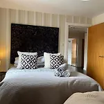 Tourist Board Certified Super City Centre Apartment With Free Parking