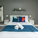 University Road Apartments