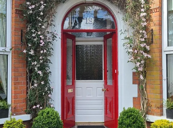Roseleigh House