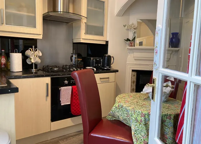Mountroyal Victorian Self Catering Apartment 2