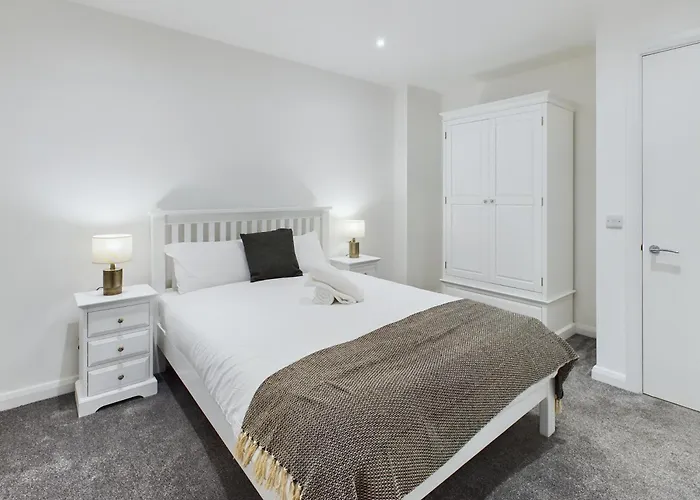 Stunning Modern 1 Bed Apartment