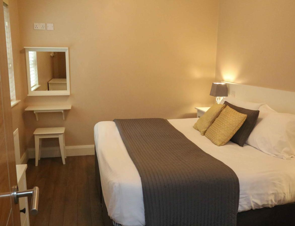 Serviced Belgravia Apartment *
