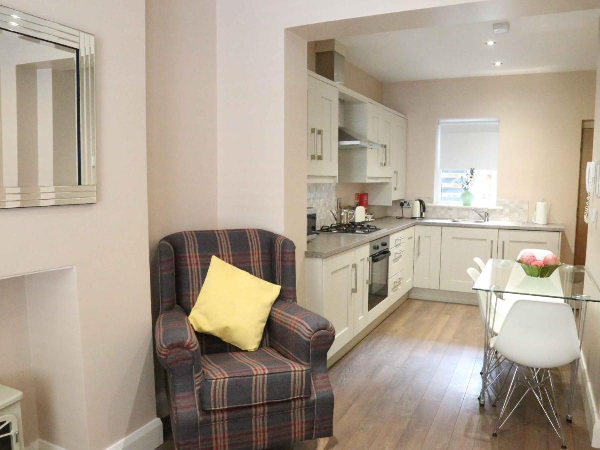 Serviced Belgravia Apartment *