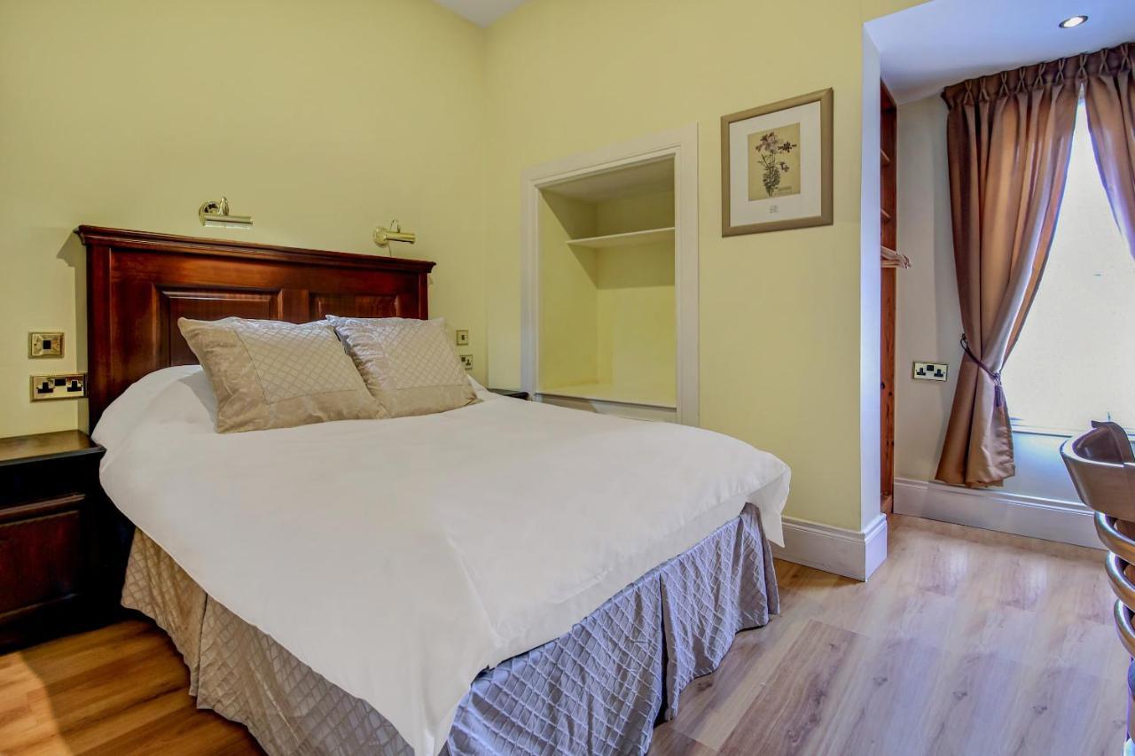Guest house Avenue House 3*
