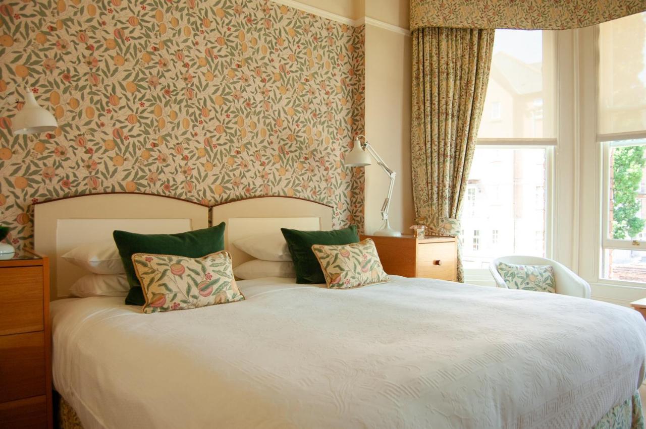Bed & Breakfast Ravenhill House