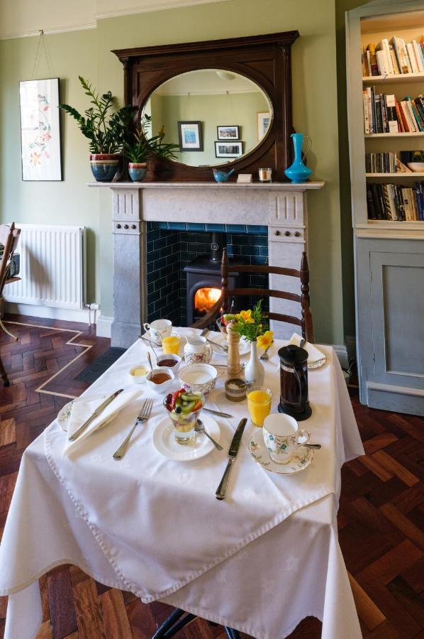 Bed & Breakfast Ravenhill House