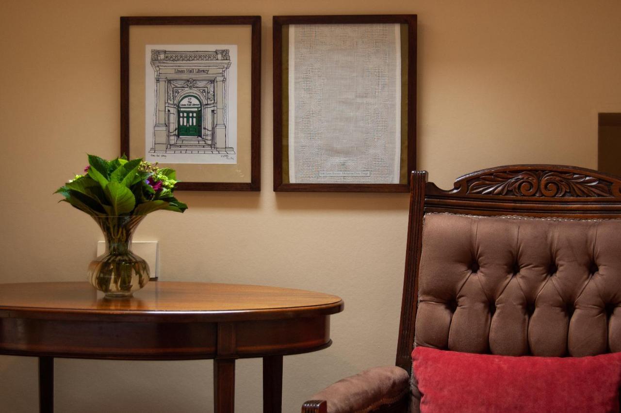 Ravenhill House Bed & Breakfast