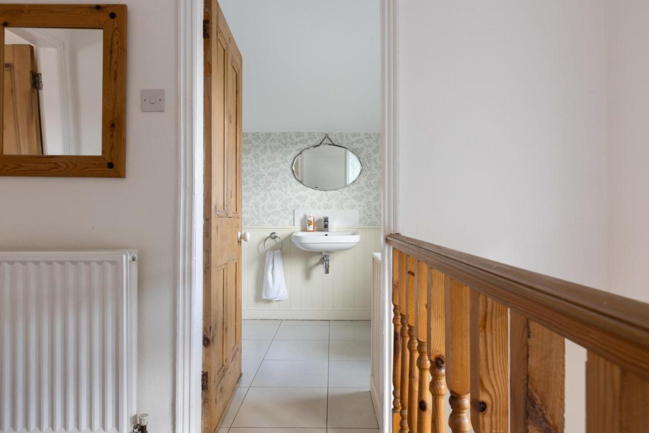 Holiday home Beersbridge Cottage Near Titanic Centre & Airport *