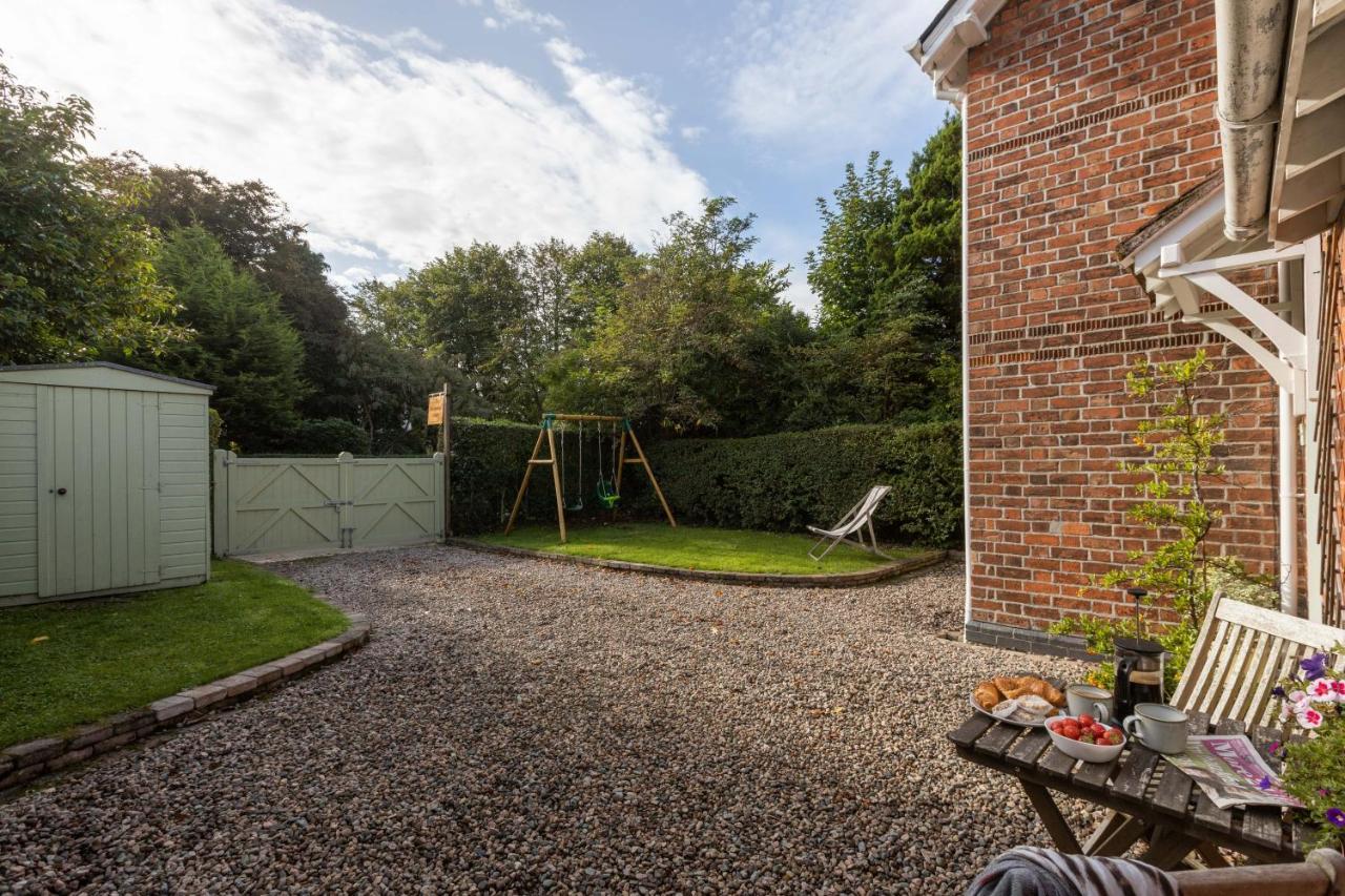Holiday home Beersbridge Cottage Near Titanic Centre & Airport
