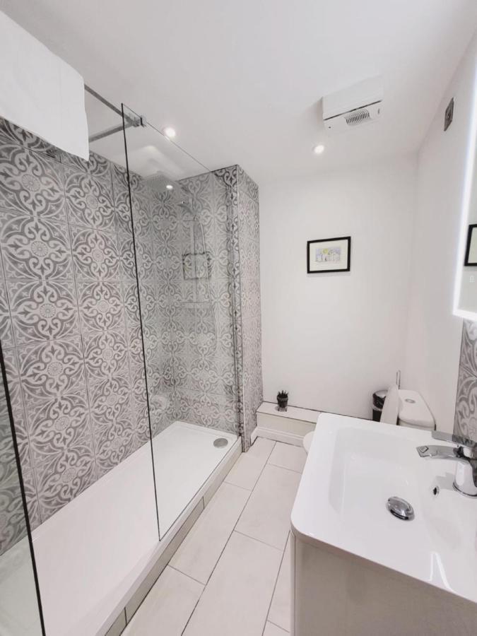 Central City Apartment - Free Parking * Belfast