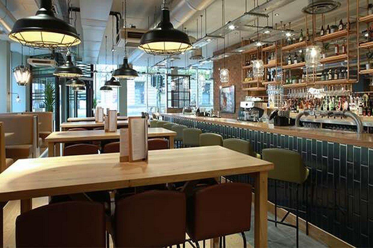 Premier Centre - Cathedral Quarter 3*