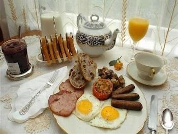 Seasons Guest house 3*