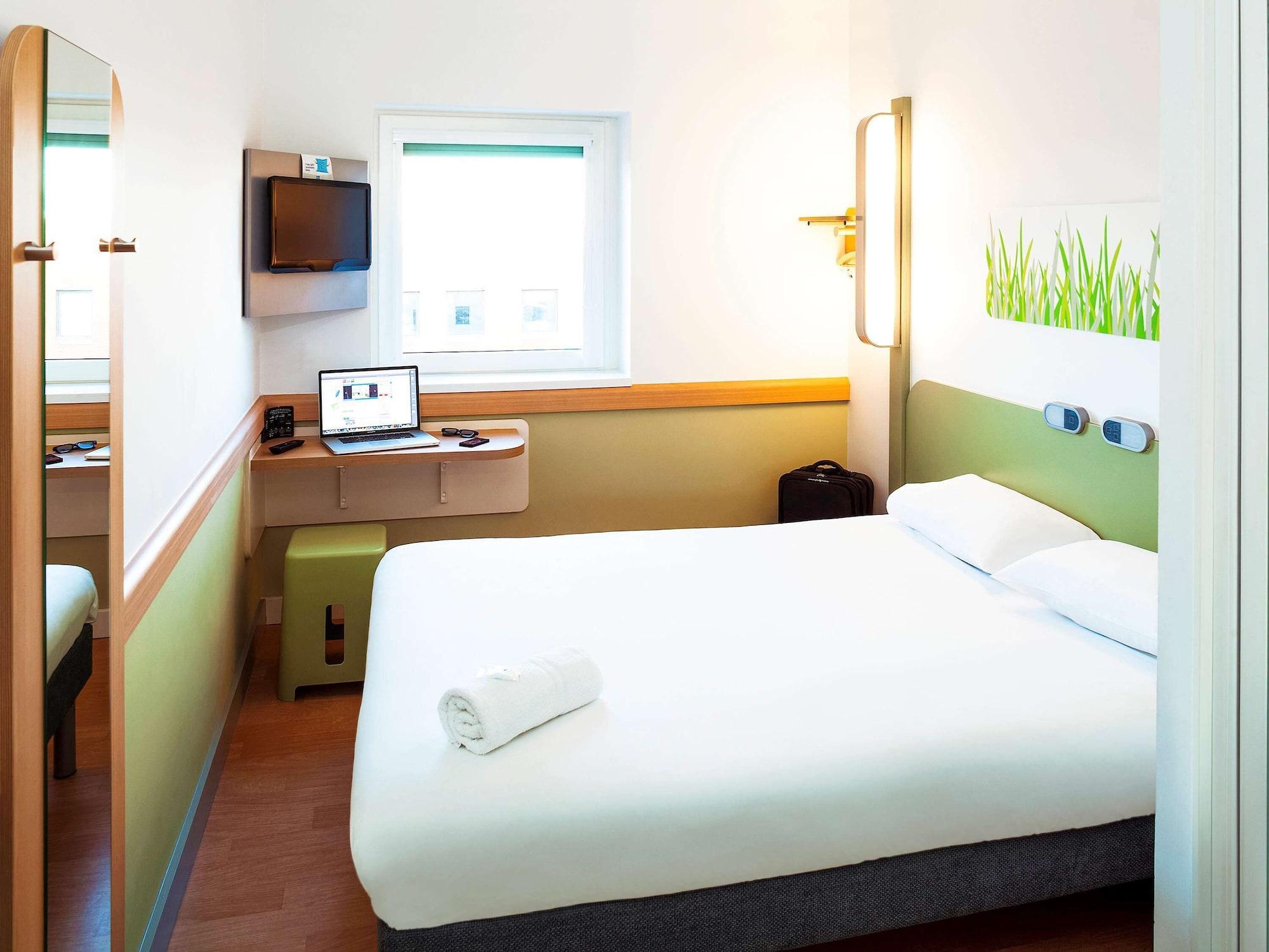 Hotel Ibis Budget Belfast City Centre 3*