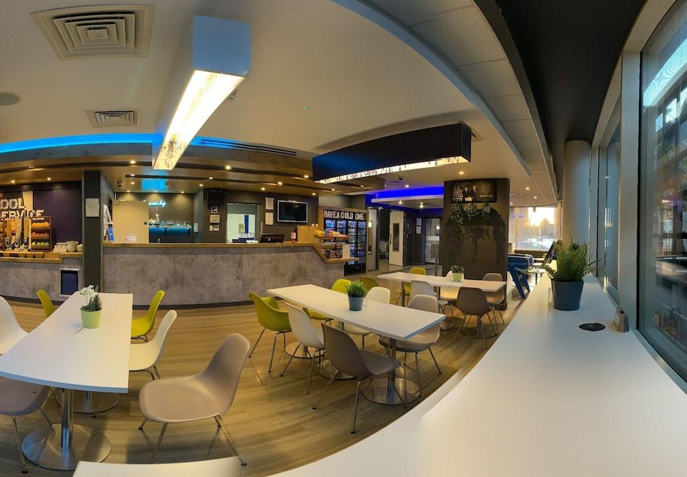 Hotel Ibis Budget Belfast City Centre 3*