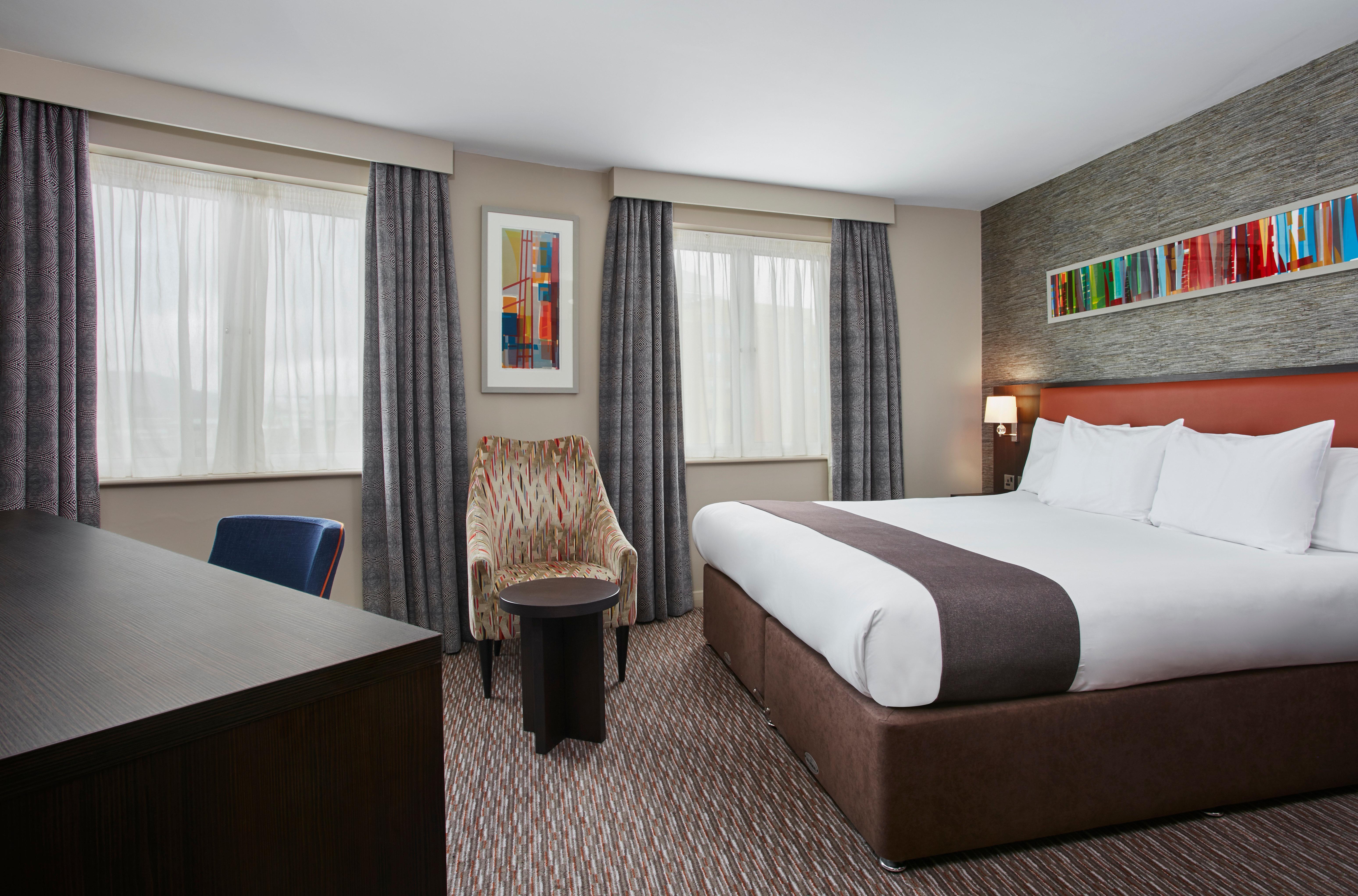 By Ihg 4*