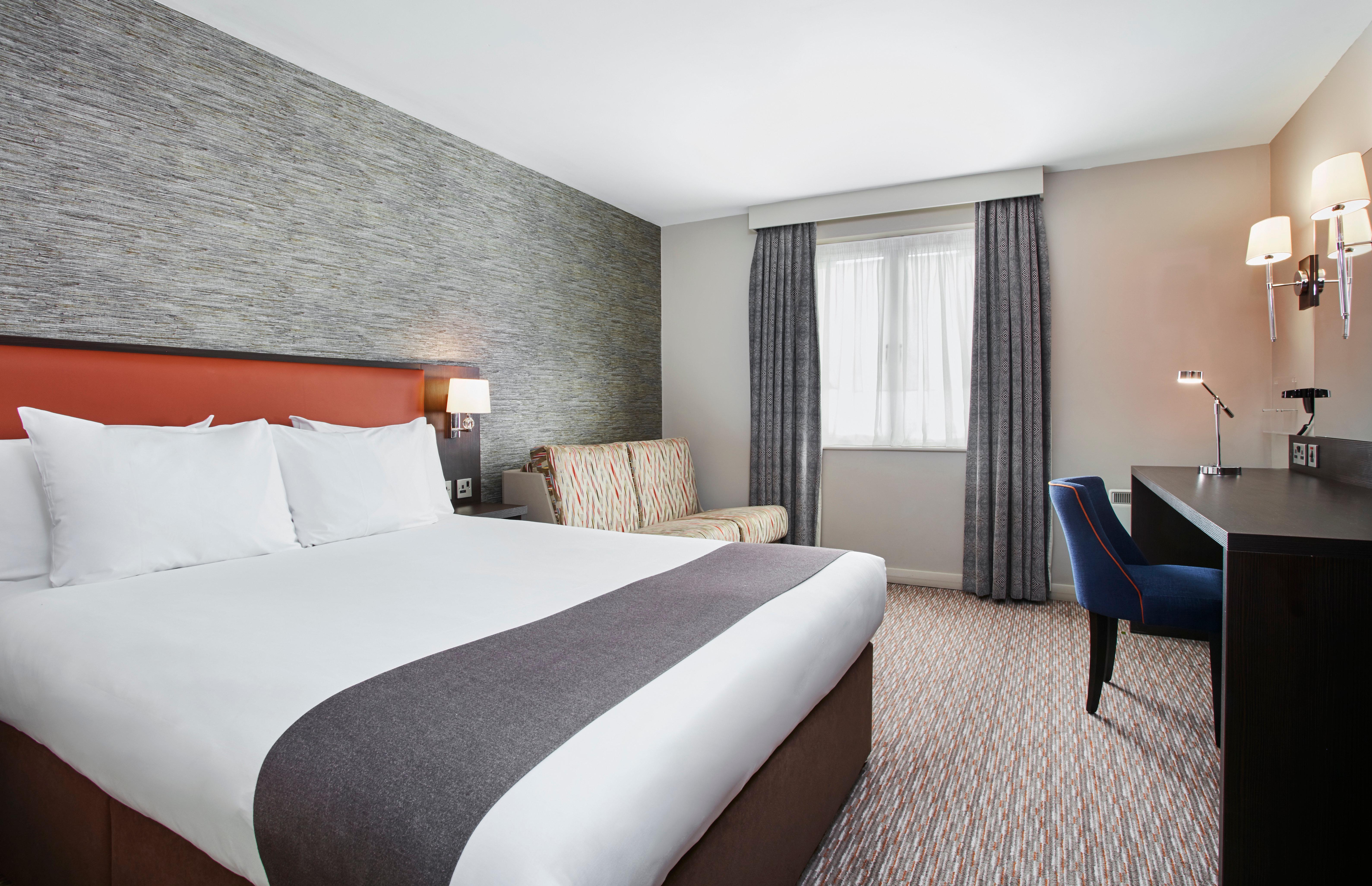 By Ihg