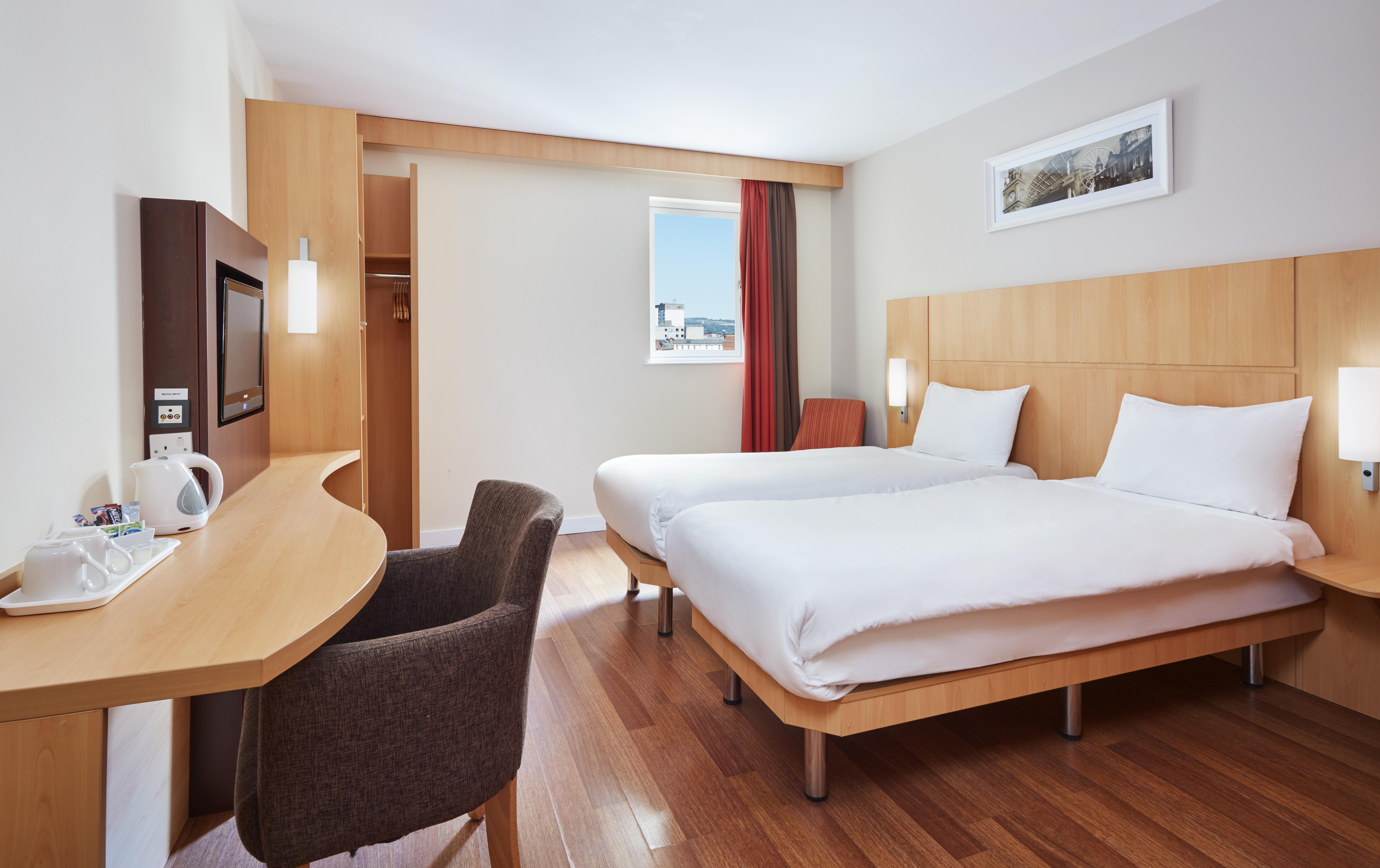 Ibis Centre Belfast